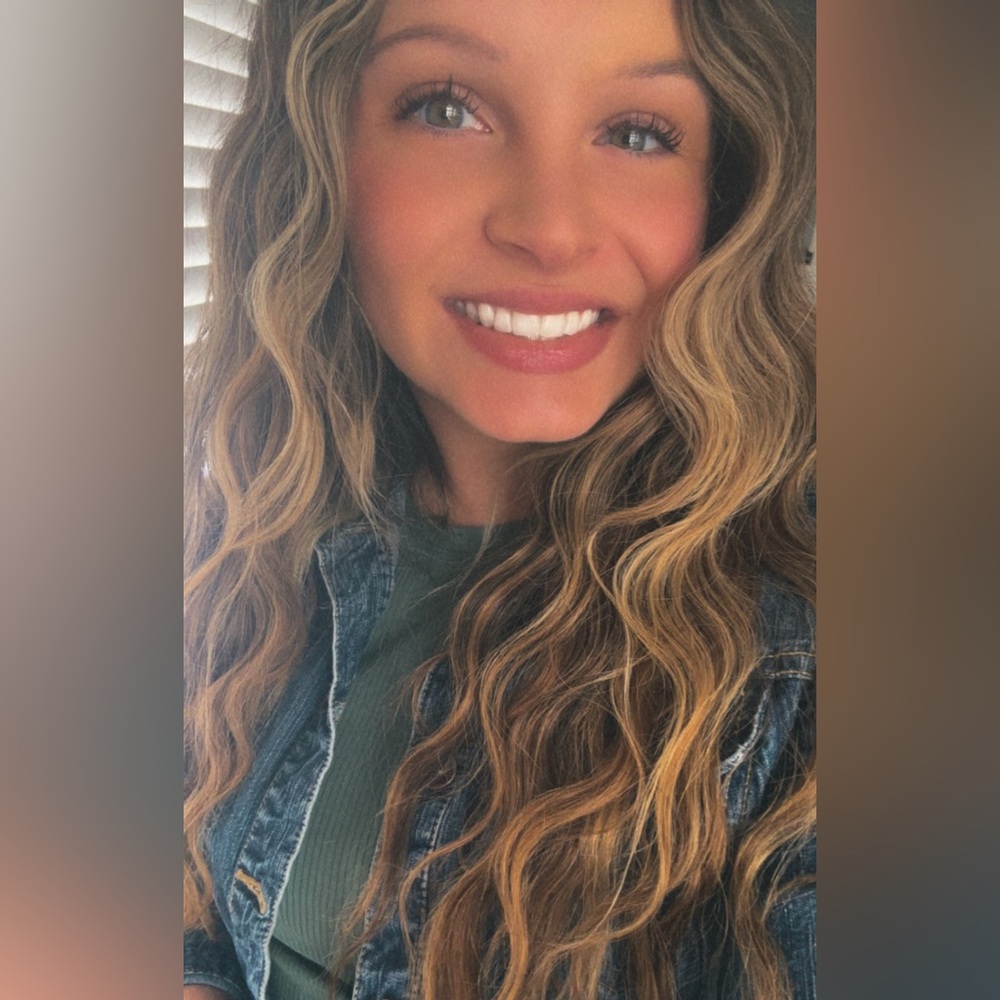 Meet your Posher, Brianna